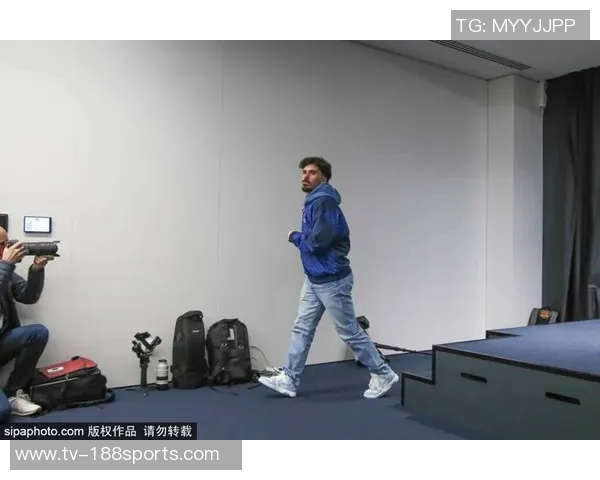 西汉姆不解雇努诺冬窗将全力支持引援以求保级